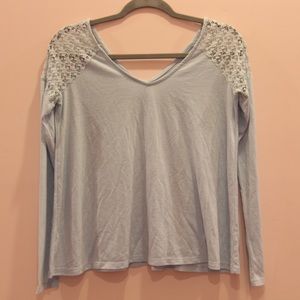 BONGO Light blue long sleeve with lace
